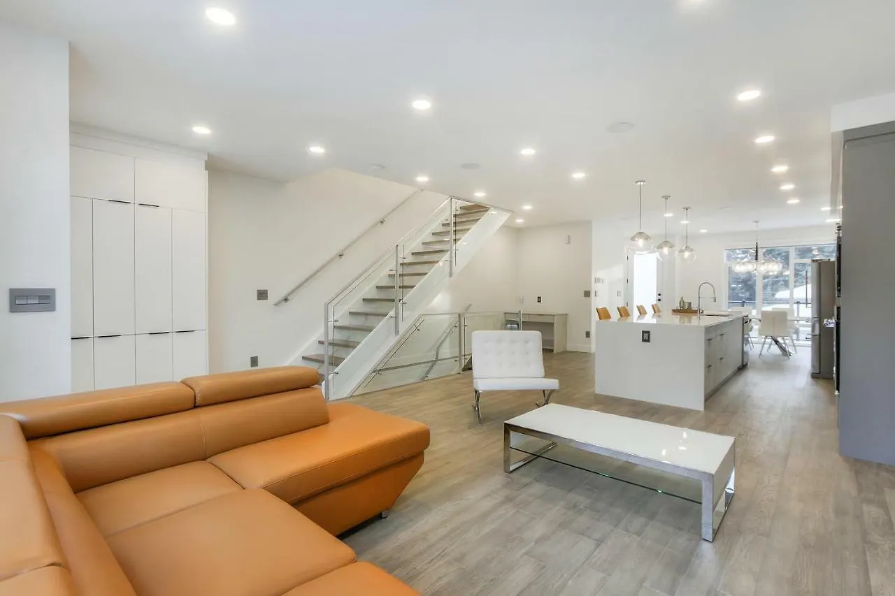 Holiday home New Luxury Townhome Edmonton Canada