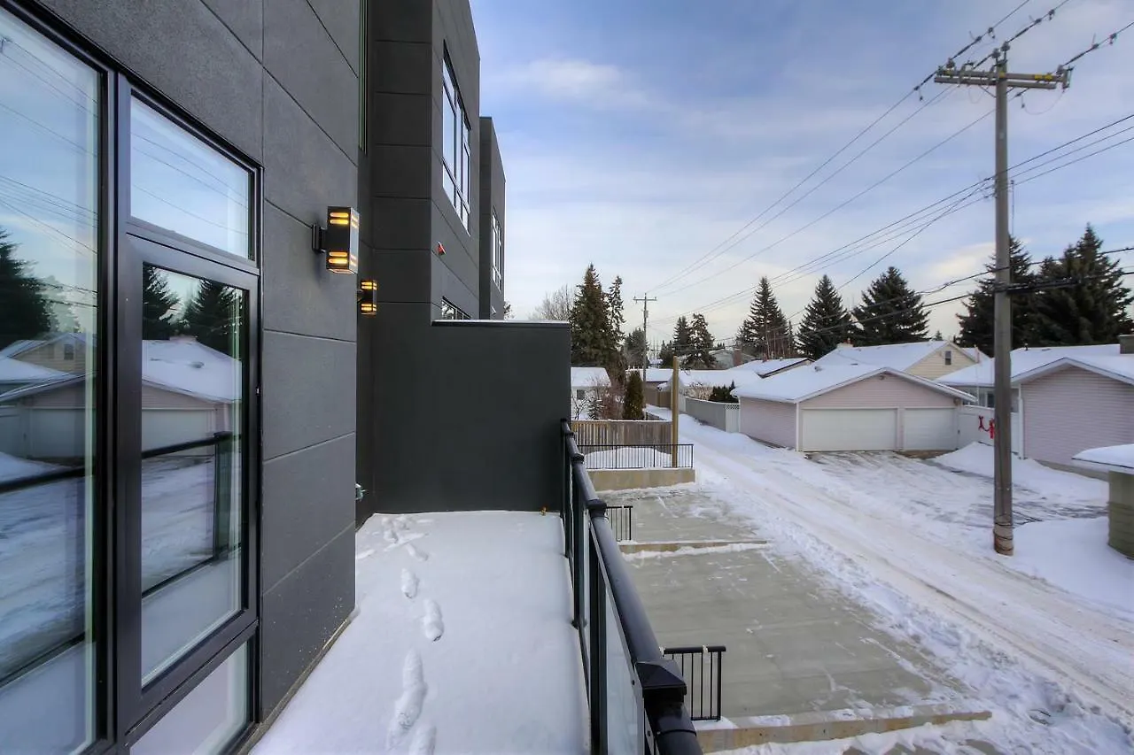 Holiday home New Luxury Townhome Edmonton